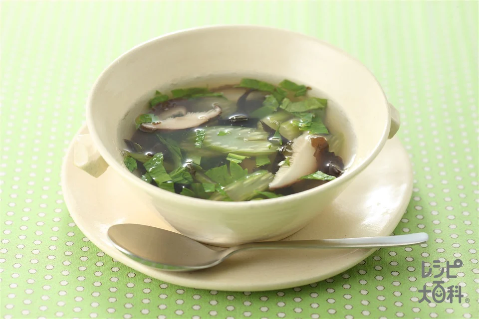 きくらげとセロリのスープ