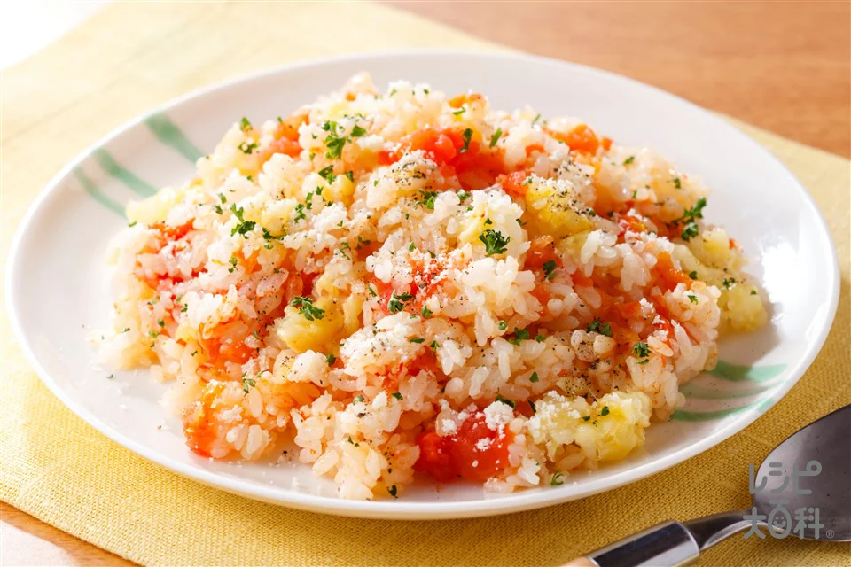 丸ごとトマトの炊き込みピラフ