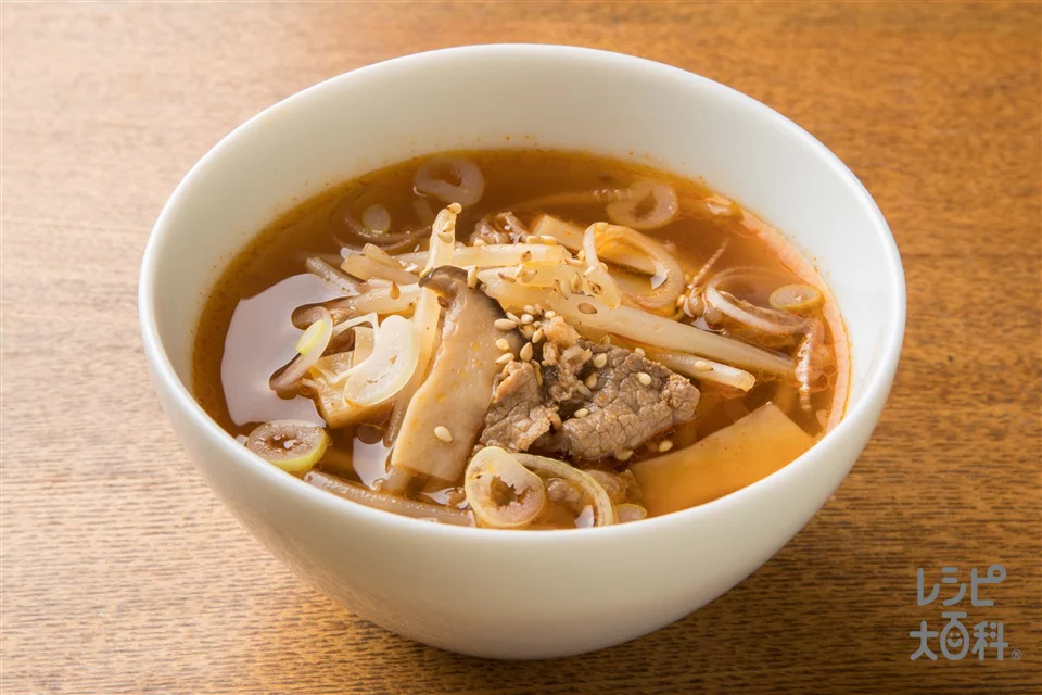もやしと牛肉のコチュジャンスープ