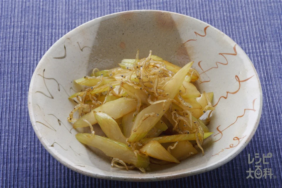 ちりめんじゃことセロリの炒めもの