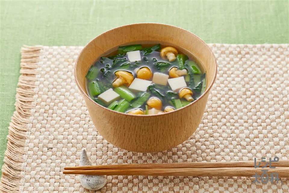 豆腐・なめこ・小松菜のみそ汁