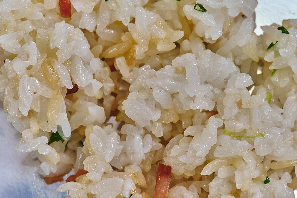 お米がところどころくっついた、卵なしで作った炒飯