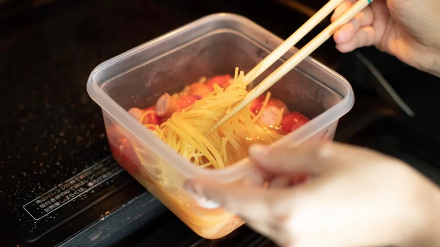 手順は驚くほど簡単！「絶品生トマトのパスタ」の作り方