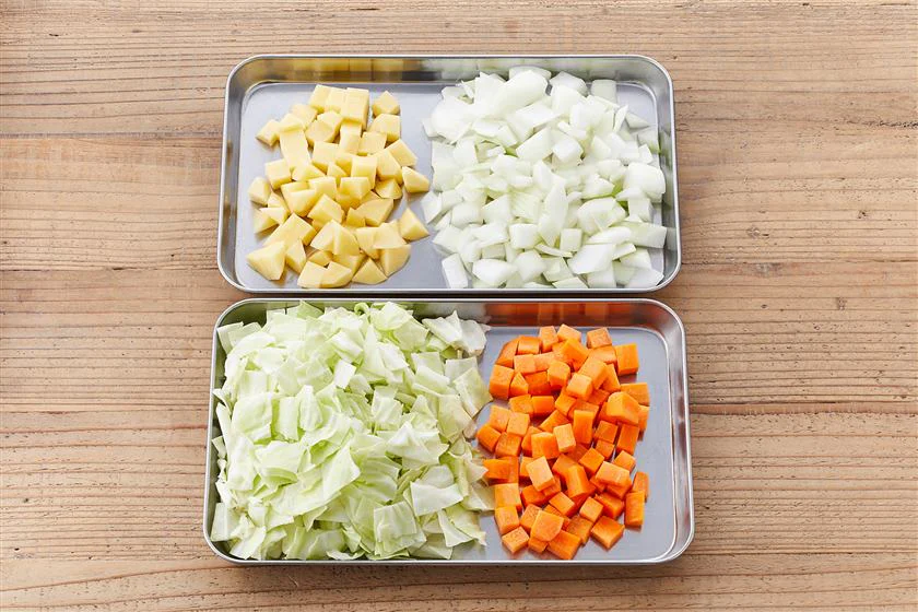 たっぷり野菜のミネストローネ＜塩分控えめ＞のつくり方_1_1