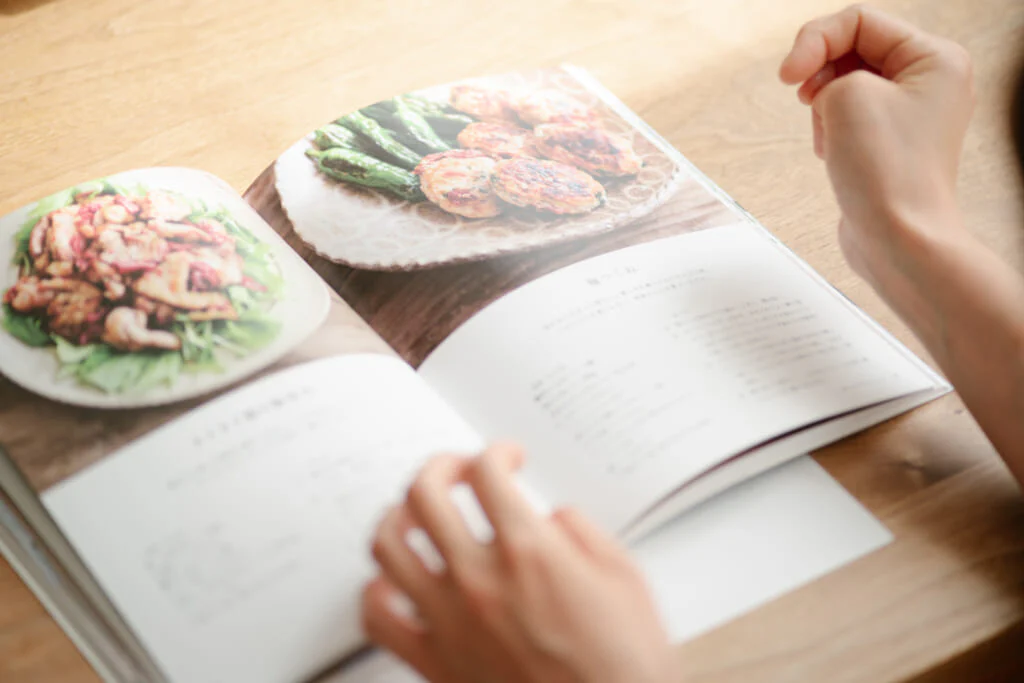 著書『ちょこっとから楽しむ はじめての梅仕事』には、梅干しを使ったレシピもたくさん