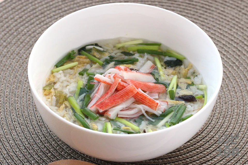 カニカマとねぎのスープかけごはん