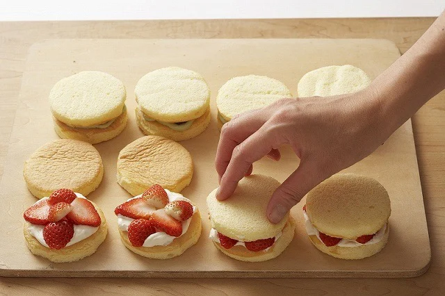 いちごサンタともみの木のショートケーキのつくり方_12_2