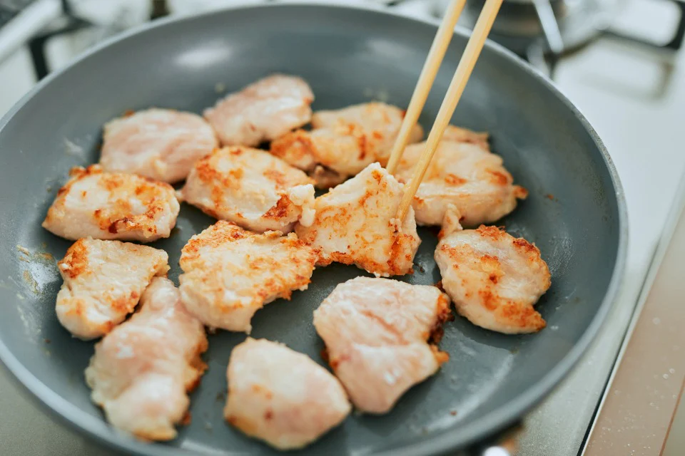 鶏むね肉とブロッコリーのマヨネーズ炒めのつくり方_2_1