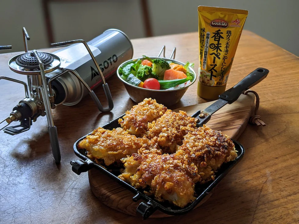 子どもたちも大喜びの、食感が楽しいコーンフレーク衣のチキン