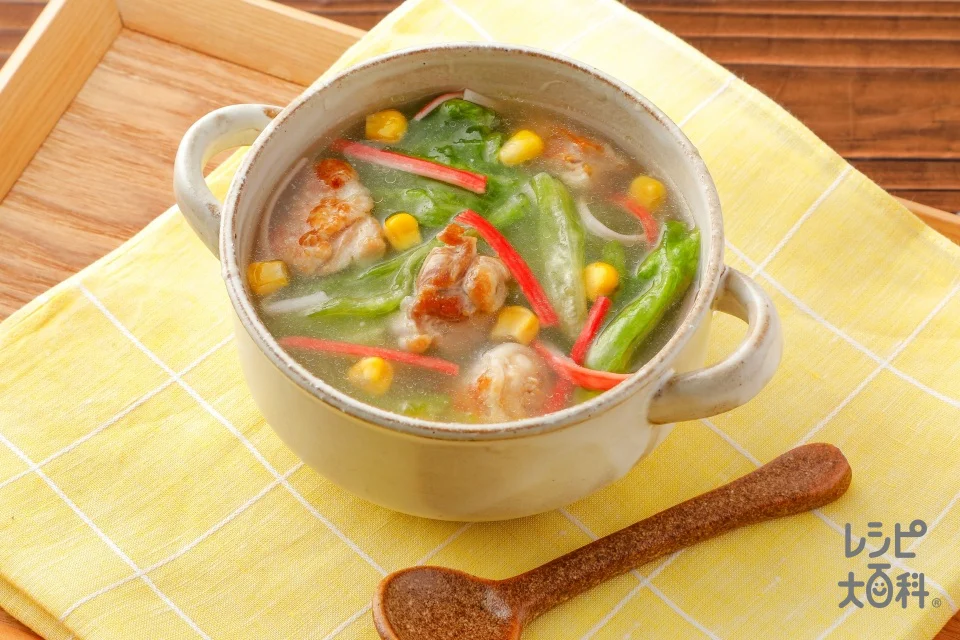 鶏と丸ごとレタスのうま塩スープ