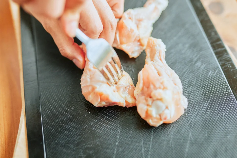 鶏手羽元となすのトマトソース煮込みのつくり方_1_1