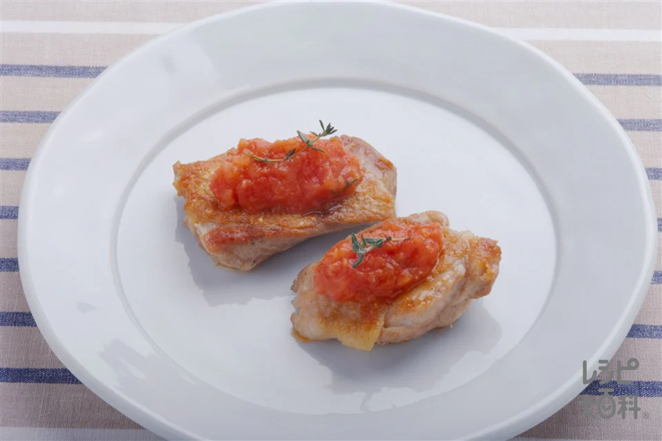 鶏肉のソテー、トマトソース
