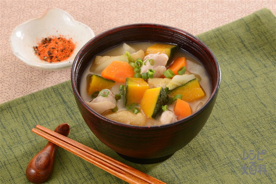 鶏肉とかぼちゃのあったかみそ汁