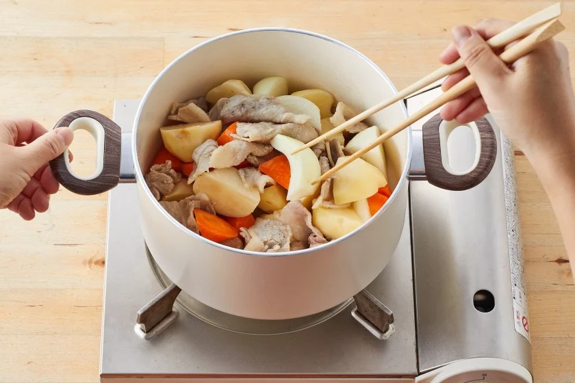基本の肉じゃがのつくり方_2_2