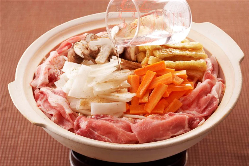 大根と豚肉のだし蒸し鍋のつくり方_3_2