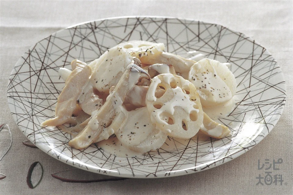 鶏肉と秋野菜のグリル<黒酢ドレッシング>