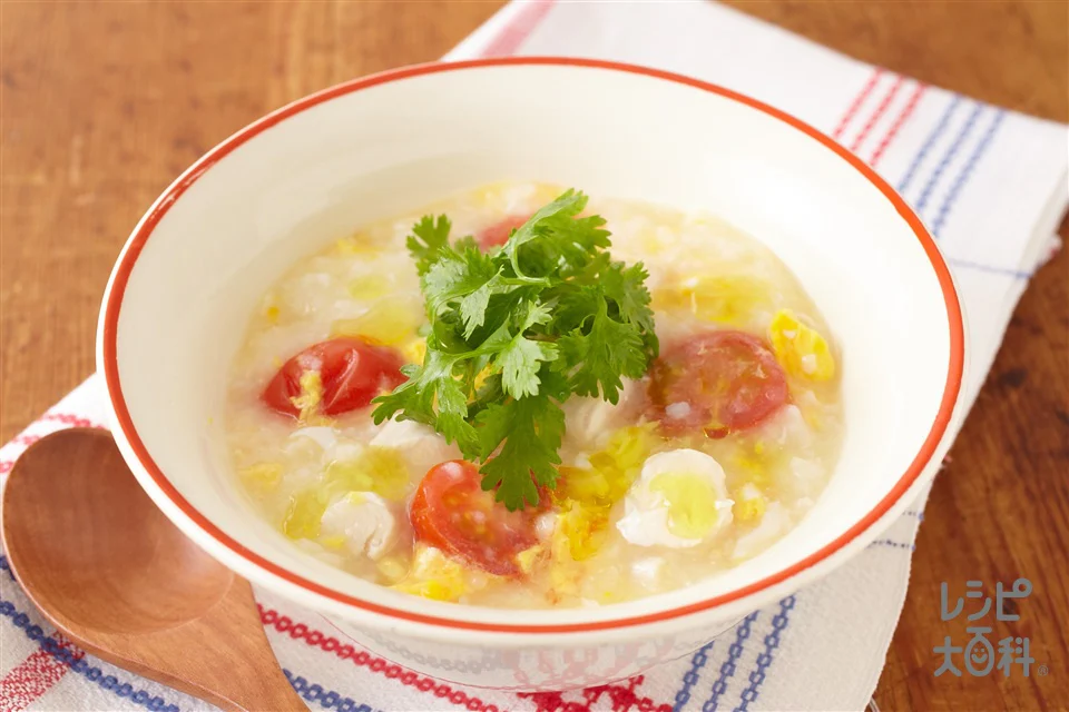 鶏ささみと香菜の丸鶏卵おかゆ