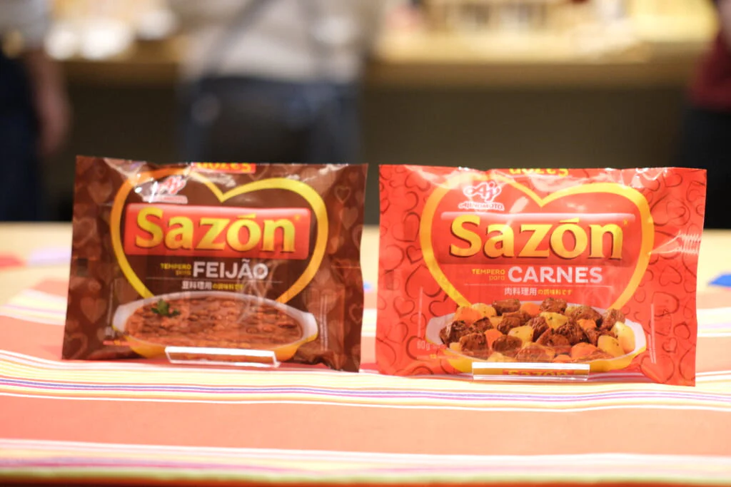 肉の下味や料理の隠し味にも。「Sazón®︎」の活用方法