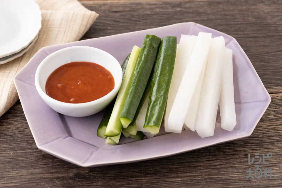 うま辛!スティック生野菜ディップ