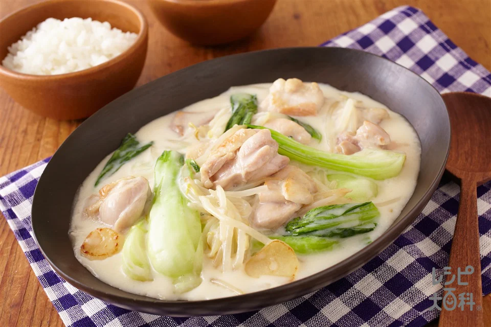 鶏肉と青梗菜・もやしのクリーム煮 