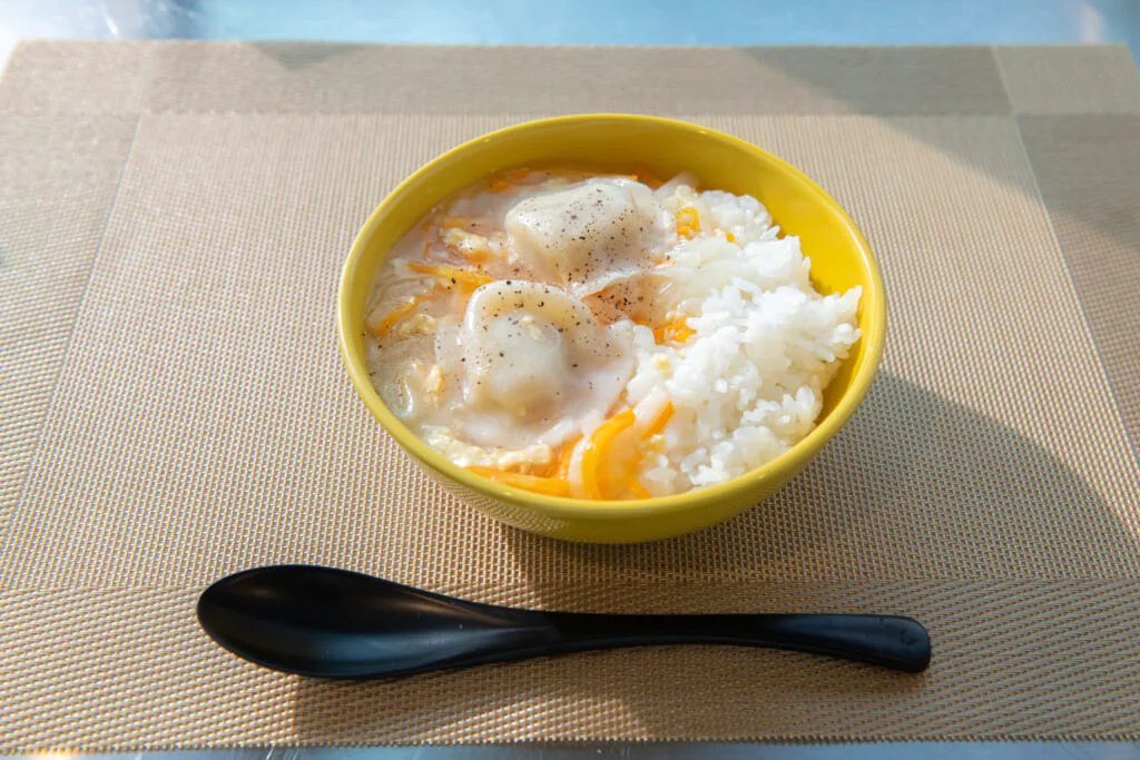 水餃子スープをアレンジした「あんかけご飯」