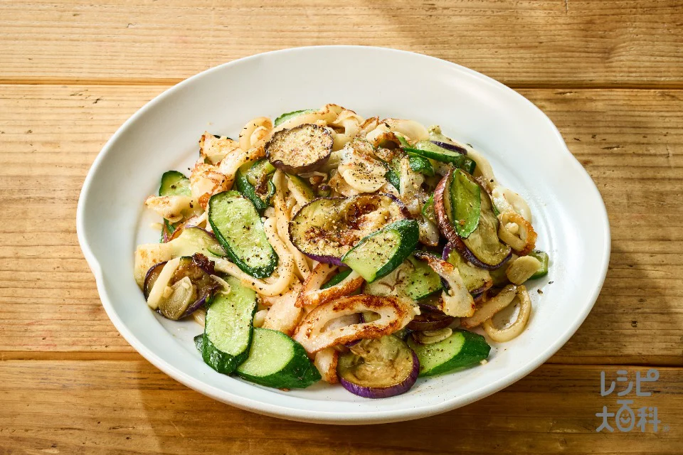 ちくわと夏野菜のスタミナ焼きうどん