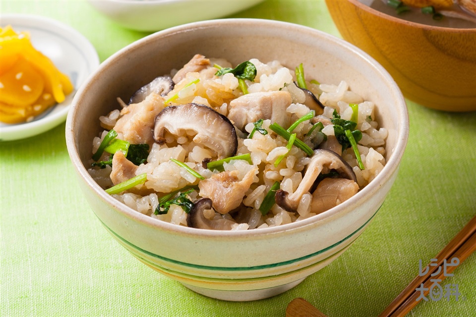 せりと鶏肉のだし炊きご飯