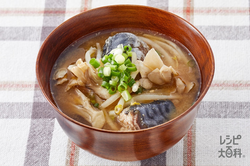 サバ缶とまいたけのみそ汁