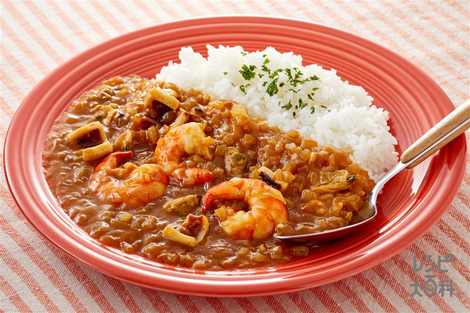 玉ねぎたっぷり・シーフードカレー