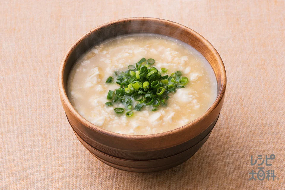 ねぎとくずし豆腐のみそ汁
