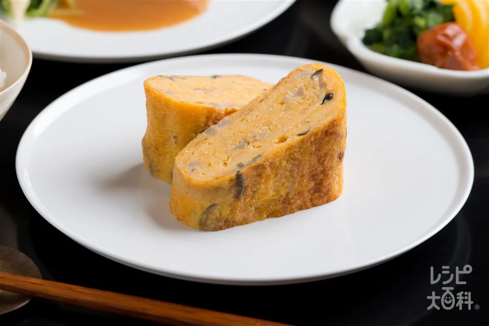 自然薯とシメジのだし巻き玉子