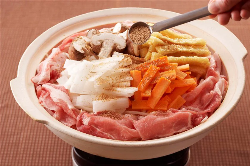 大根と豚肉のだし蒸し鍋のつくり方_3_1