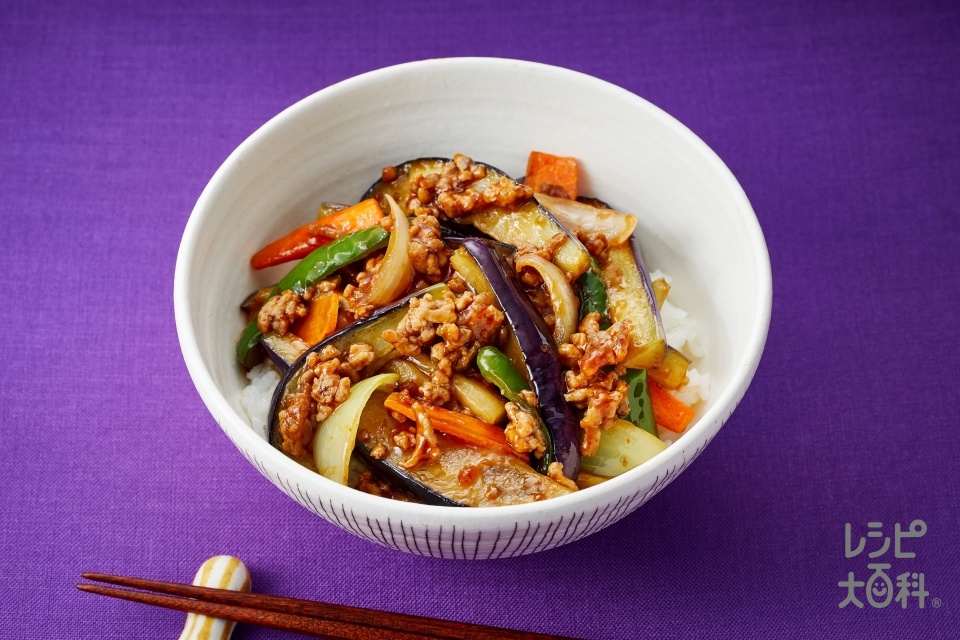 たっぷり野菜の麻婆茄子丼