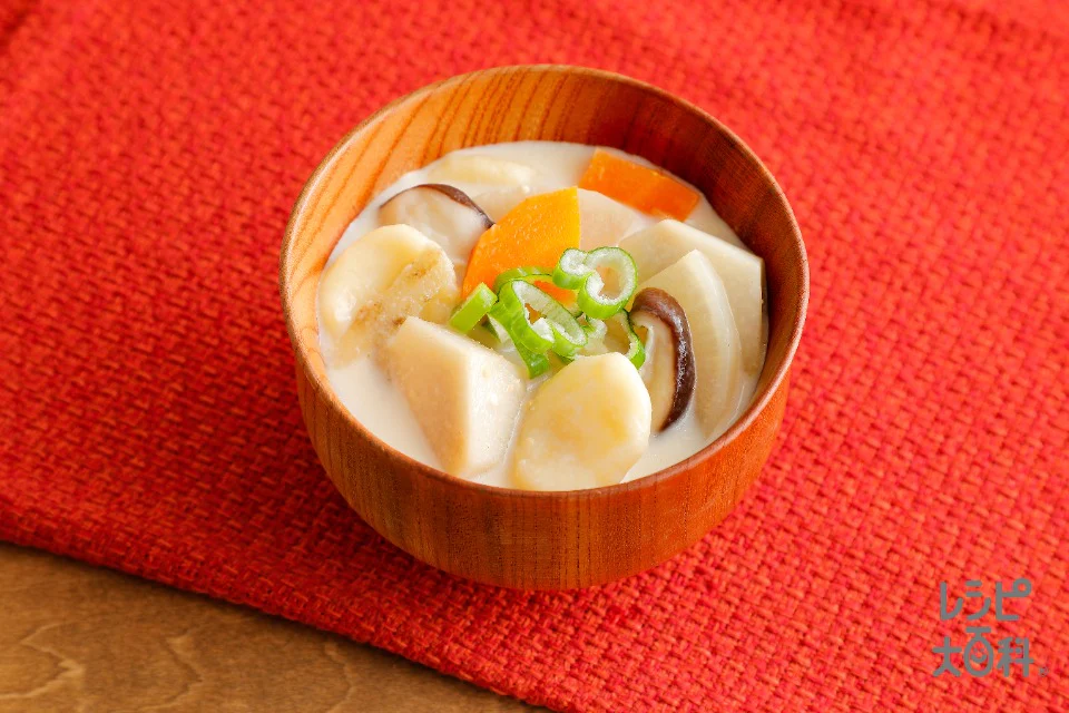 ミルクでまろやか！旬野菜のだご汁