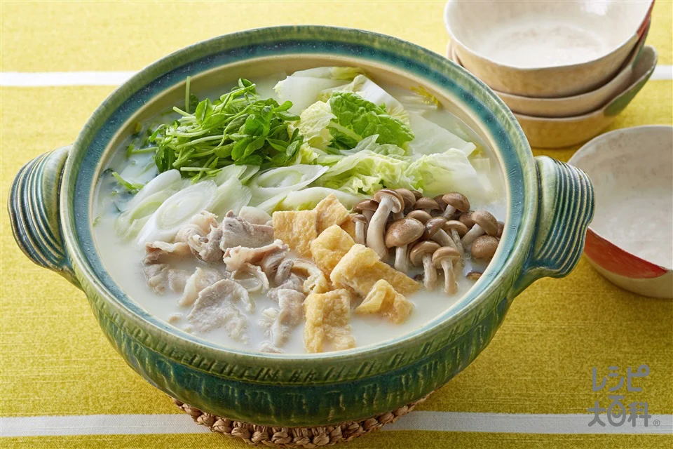 豚バラと豆苗の豆乳鍋