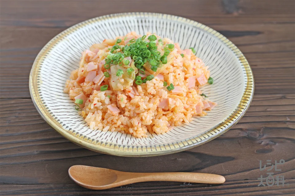 レンジでキムチチャーハン