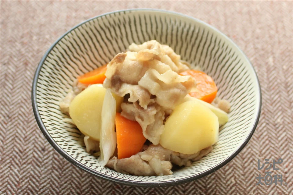 豚バラとねぎの塩肉じゃが