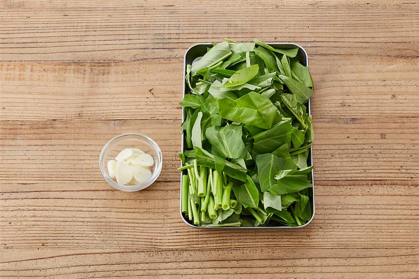 本場の味！空心菜の中華炒めの作り方 | レシピ |【味の素パーク】