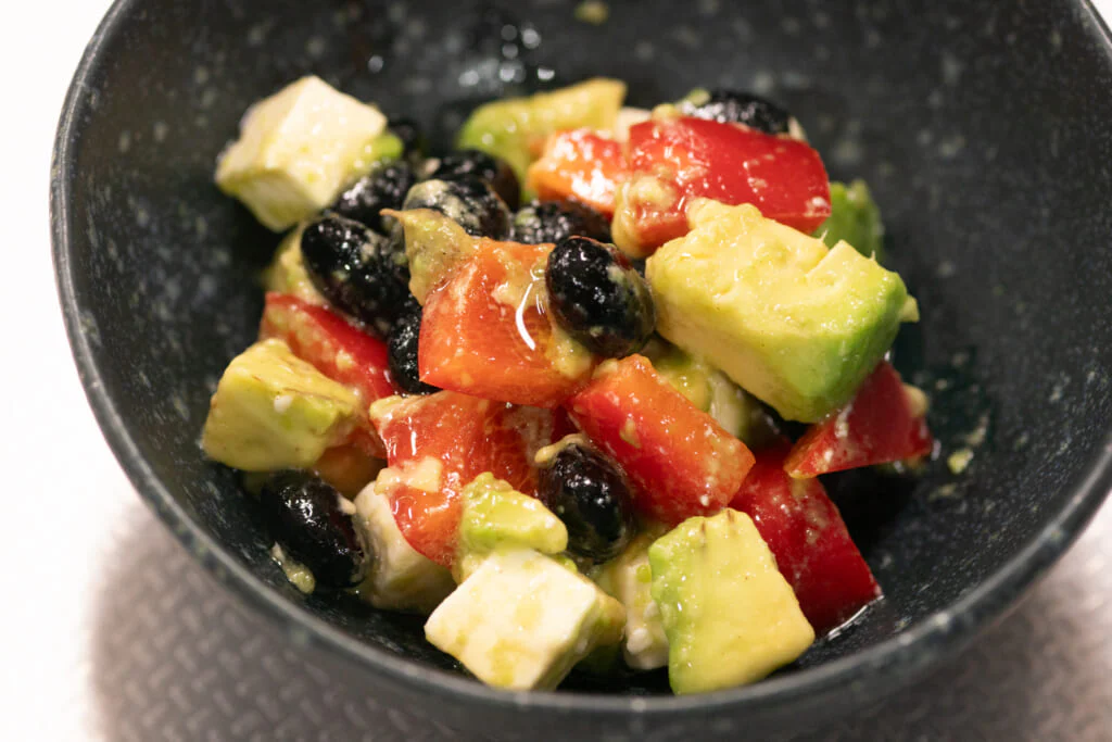 黒豆の煮豆が大変身！「黒豆のカラフルマリネ」