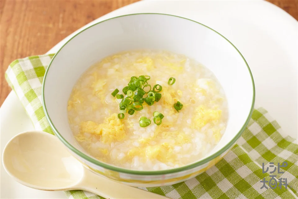 鶏だし卵おかゆ(包装米飯使用)