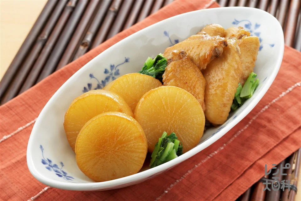 鶏手羽と大根の照り煮