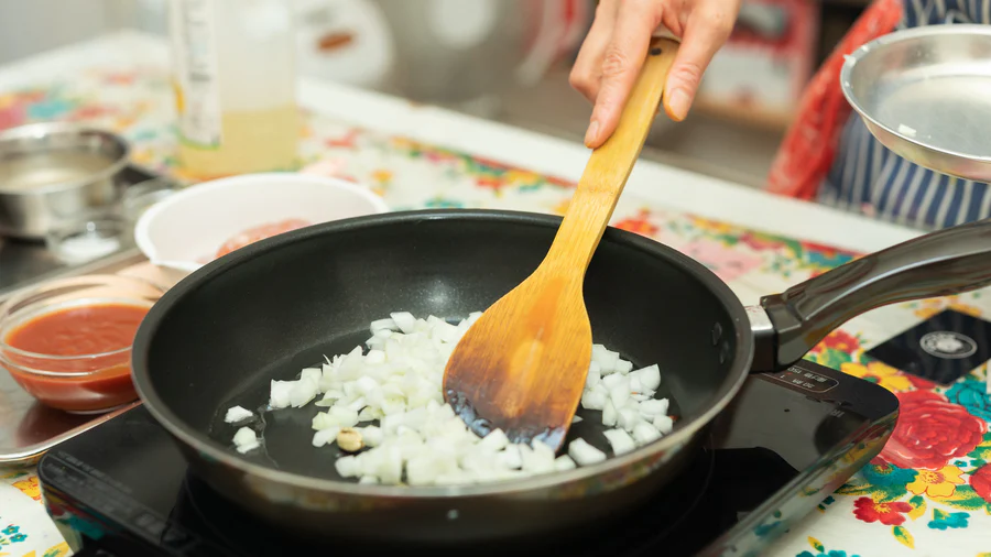 30分でできる!「本格スパイスチキンカレー」の作り方