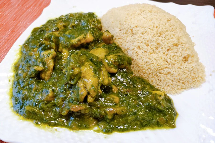 ルーツはイギリス!? 無類のカレー好きは休日にはカレーを仕込む!