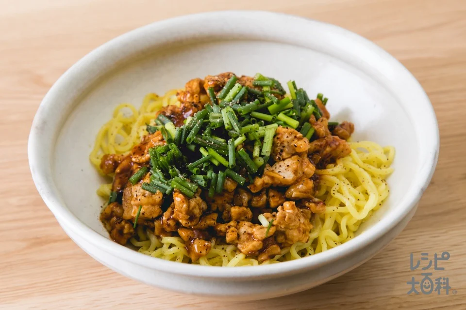 粗挽きひき肉でつくる麻婆冷やし麺