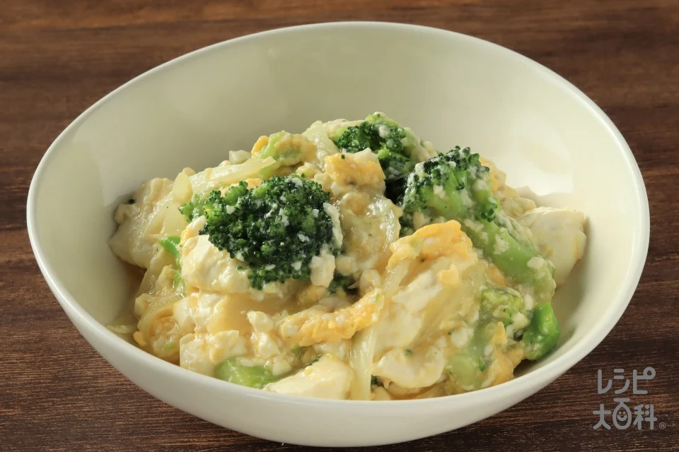 豆腐とブロッコリーのふわふわ卵炒め