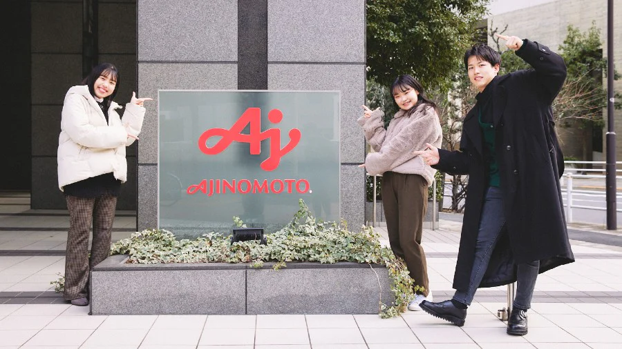 同じチームのメンバーである平井さんが欠席となりましたが、3名の学生さんが来てくれました♪