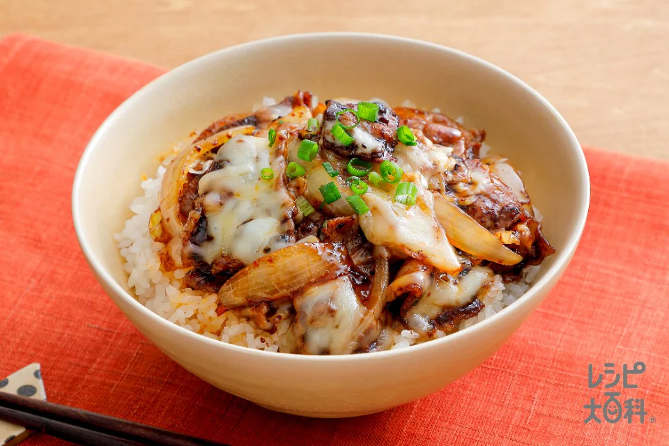 麻辣チーズ豚丼