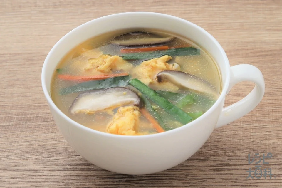 ふわふわ卵の中華スープ