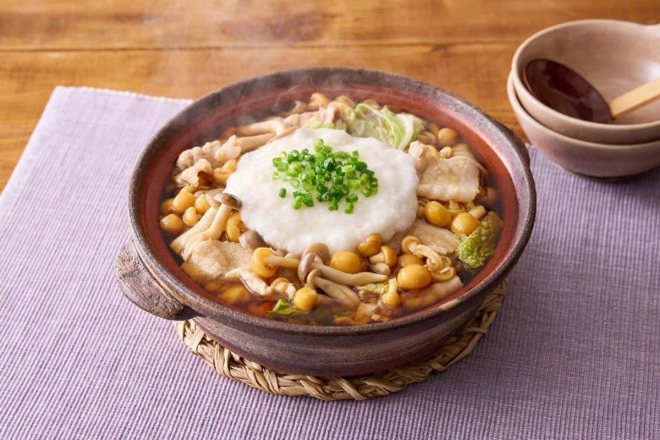 きのこと豚肉のとろろ鍋