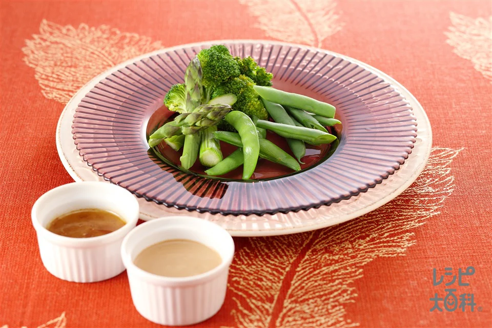 温野菜のグリーンサラダ 2種のソース
